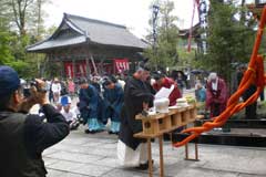 ���R�_��