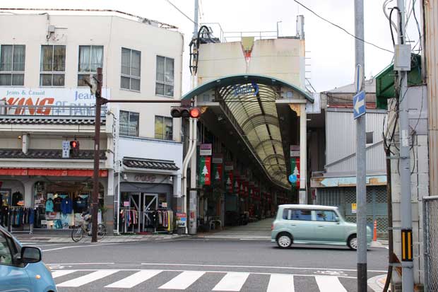 ���[�Y�̌����_