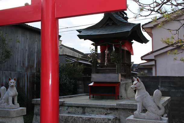 新高倉稲荷神社
